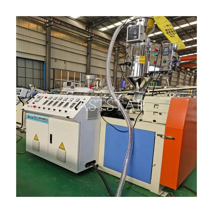 İnnovativ texnologiyalar, effektiv və dəqiq istehsala nail olmaq, pvc kənar banting istehsalını idarə edir.